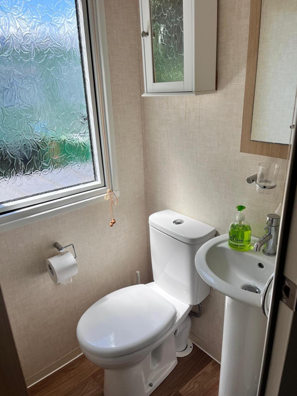 Van Number 123 Beautiful Caravan Sleeps 4 Aberystwyth Exterior foto